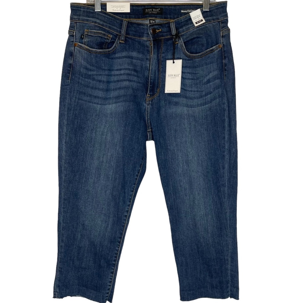 Judy Blue Skinny Fit Capri 16W